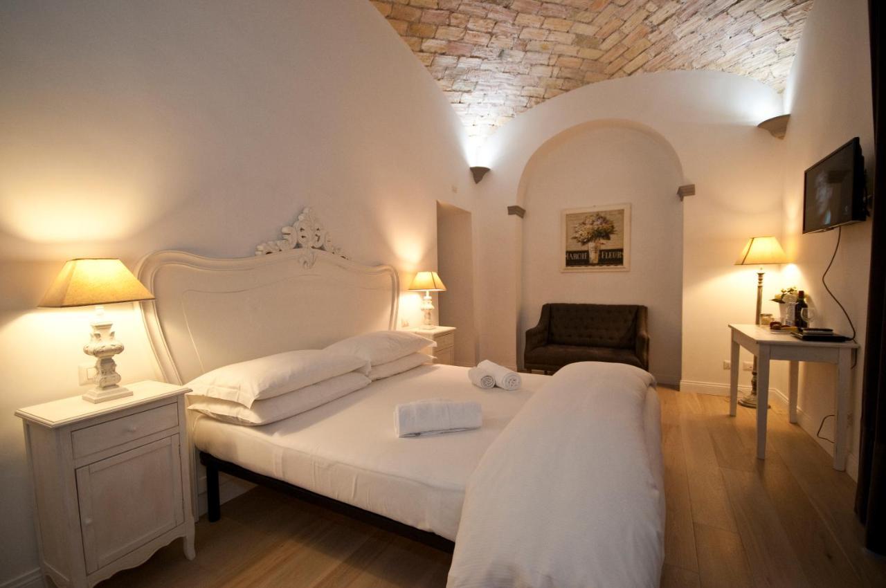B&B La Finestra Sul Colosseo Roma Ngoại thất bức ảnh