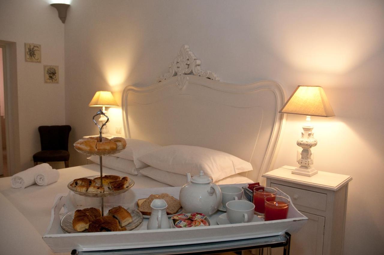 B&B La Finestra Sul Colosseo Roma Ngoại thất bức ảnh